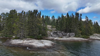 ISLAND EB2114 LINKLATER LAKE Island • Kenora Remote Area, ON photo 6