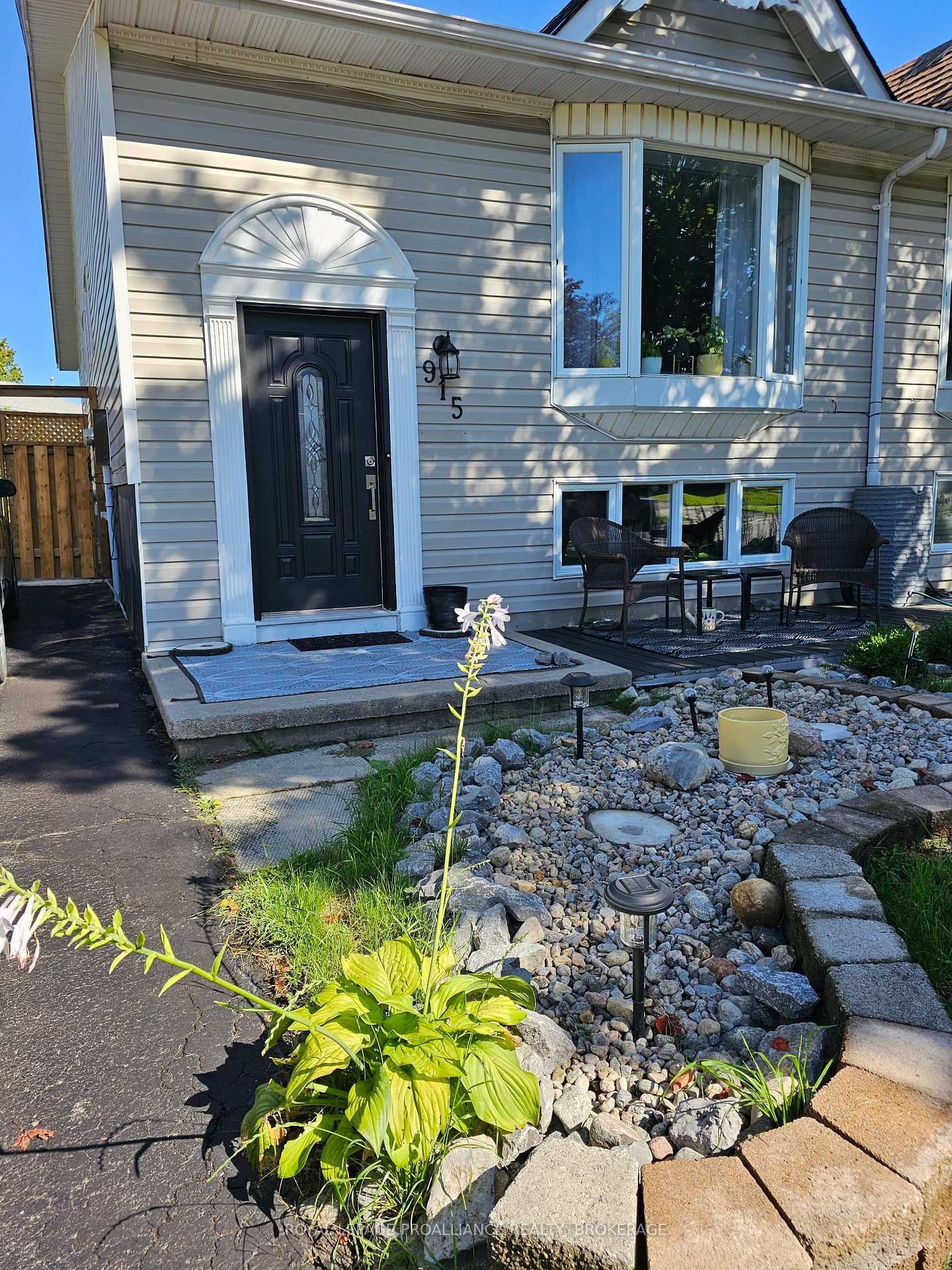 915 Warburton Crescent • Kingston, ON photo 1