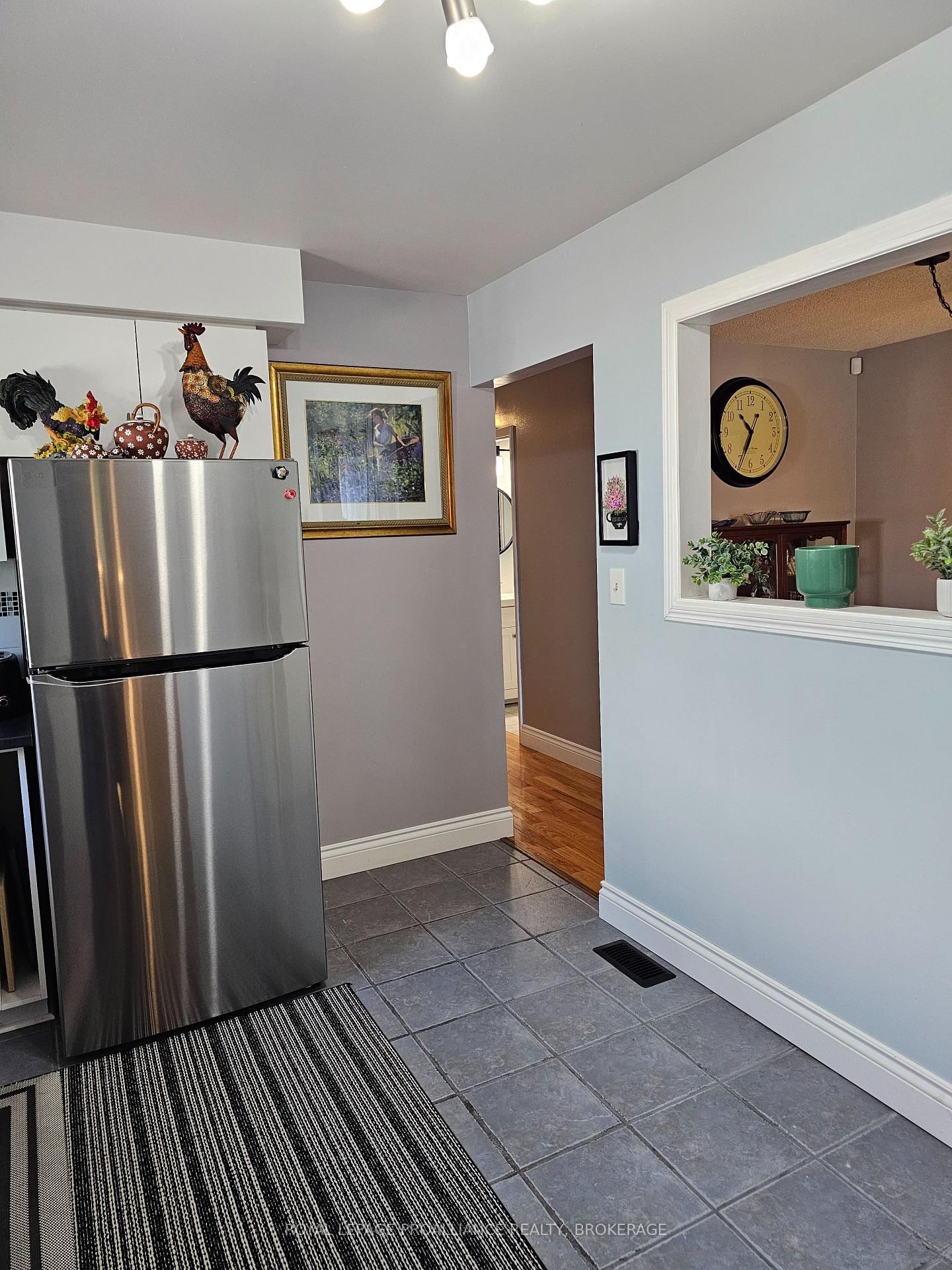 915 Warburton Crescent • Kingston, ON photo 13
