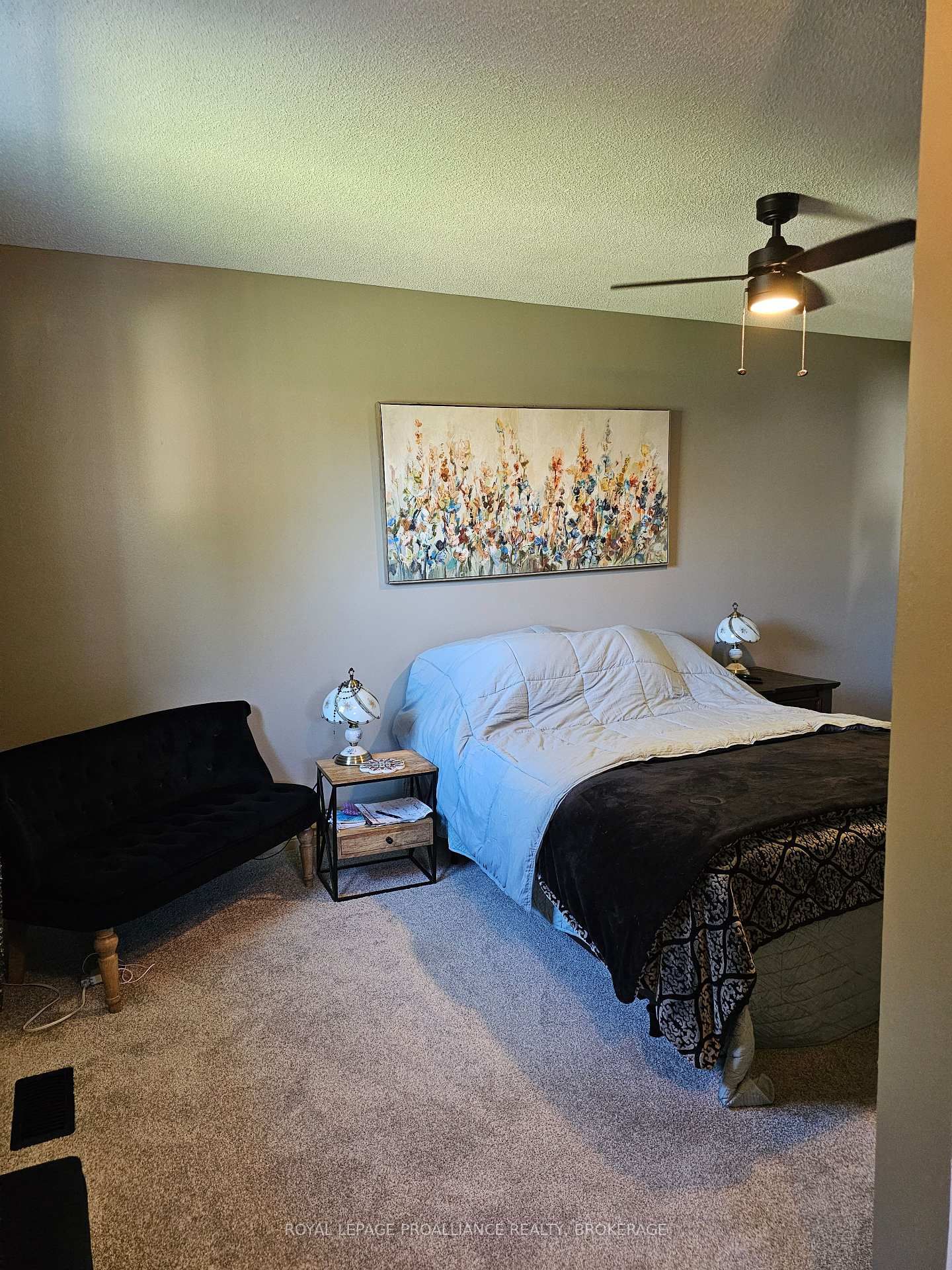 915 Warburton Crescent • Kingston, ON photo 24