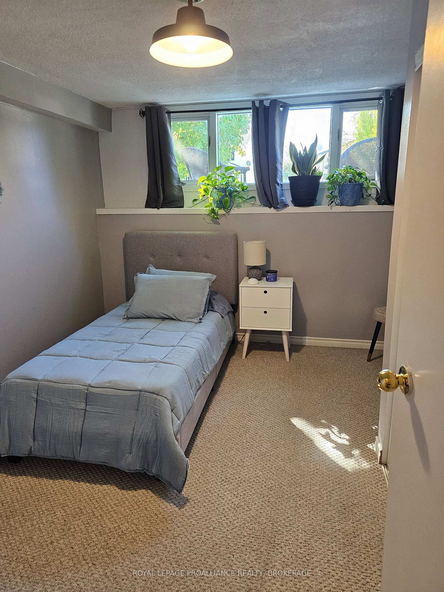 915 Warburton Crescent • Kingston, ON photo 30