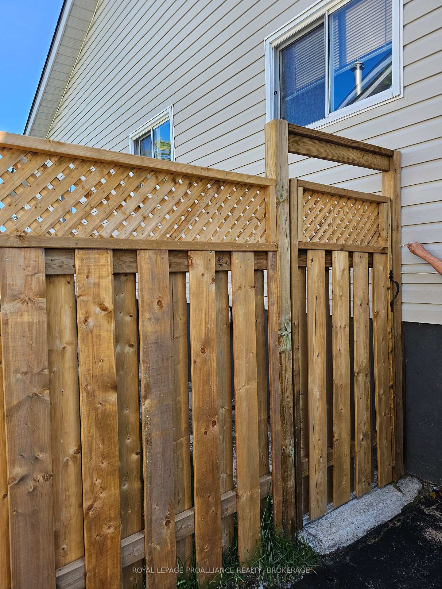 915 Warburton Crescent • Kingston, ON photo 35