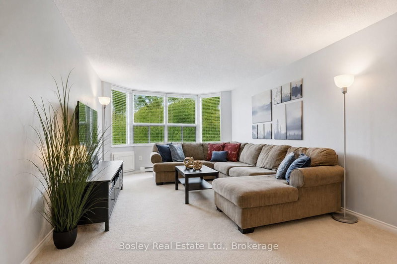 815 - 55 Green Valley Drive