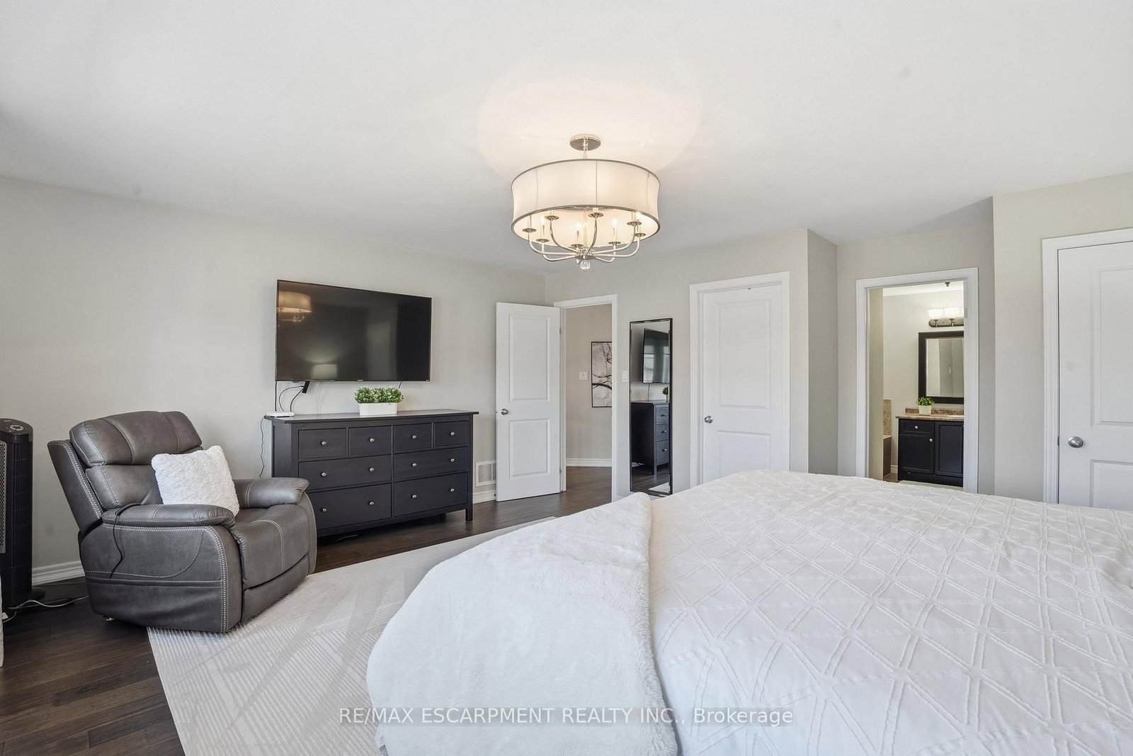 441 STONEHENGE Drive • #40 • Hamilton, ON photo 20