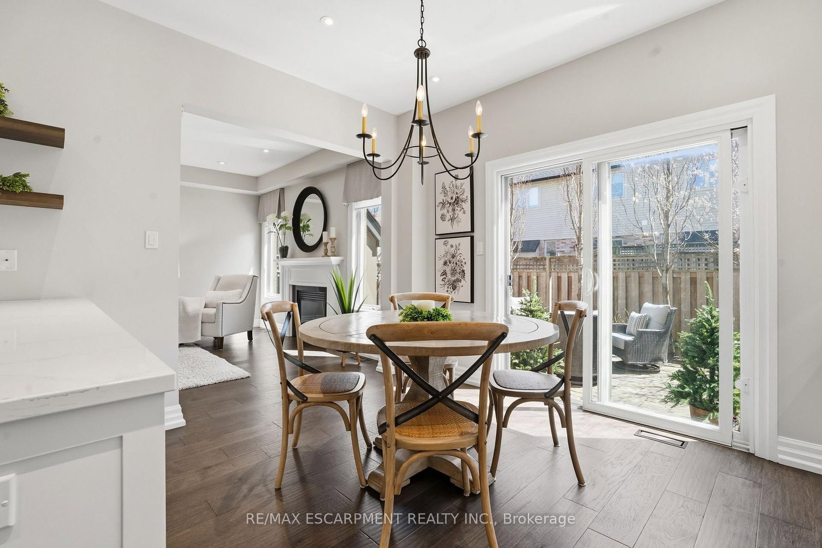 441 STONEHENGE Drive • #40 • Hamilton, ON photo 8