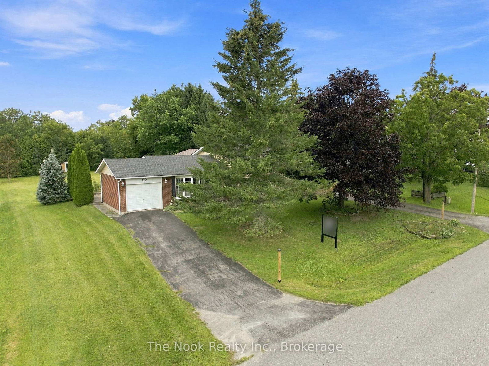 24 Cedar Ridge Drive • Kawartha Lakes, ON photo 6