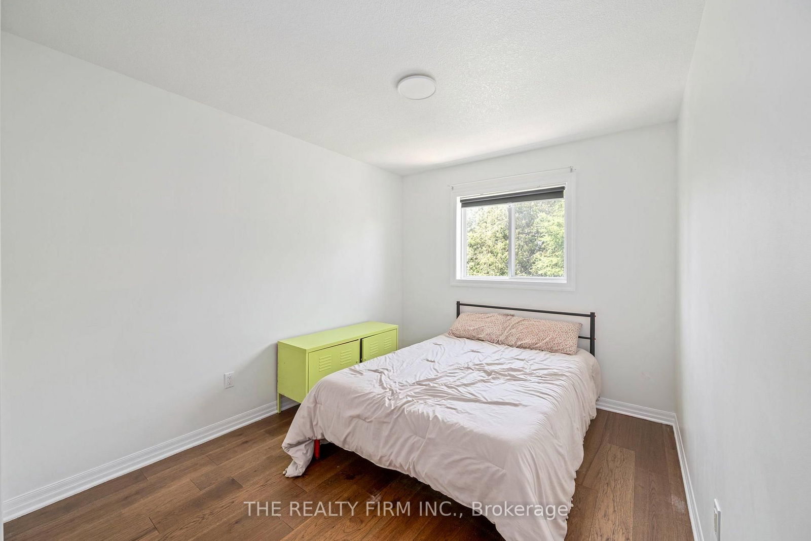 27 Leesboro Trail • Thames Centre, ON photo 18