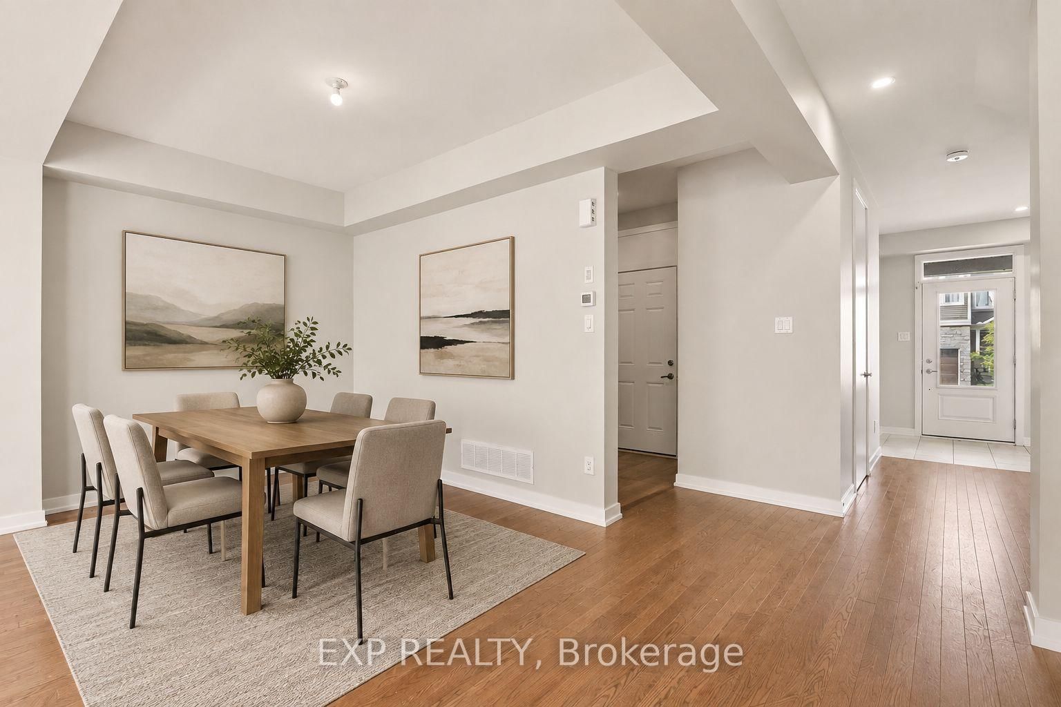 64 Hackamore Crescent • Richmond, ON photo 6