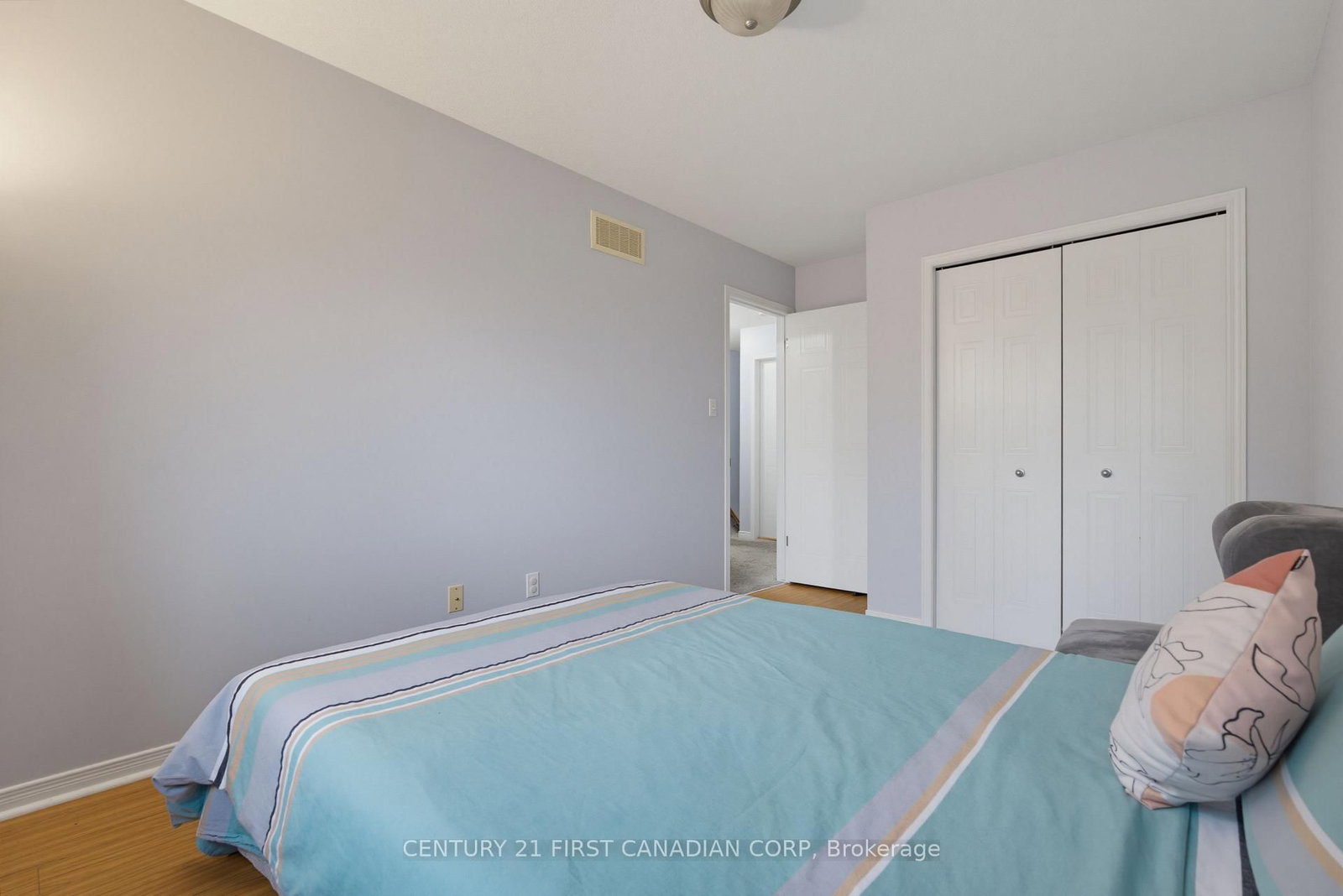 776 Silversmith Street • London North, ON photo 25