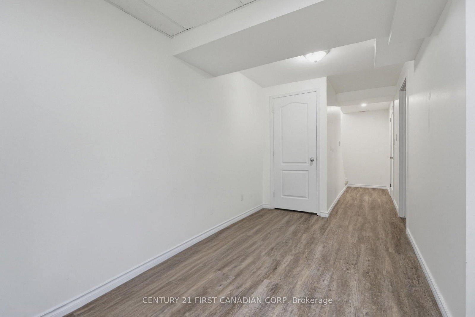 776 Silversmith Street • London North, ON photo 27