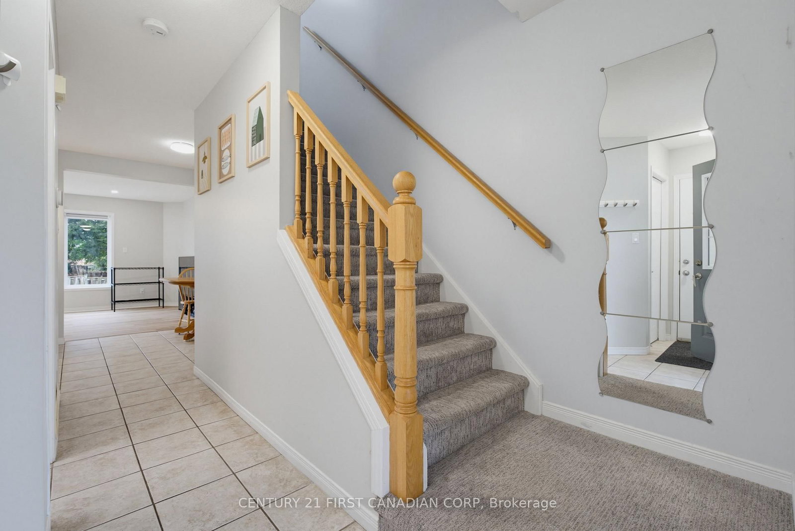 776 Silversmith Street • London North, ON photo 4