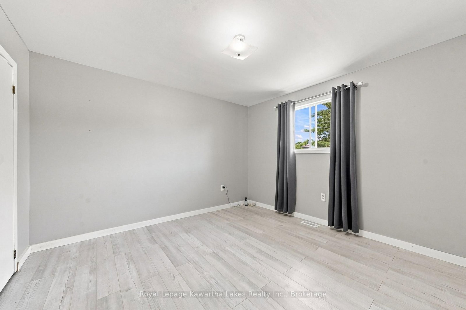 9 Richmond Street W • Kawartha Lakes, ON photo 15