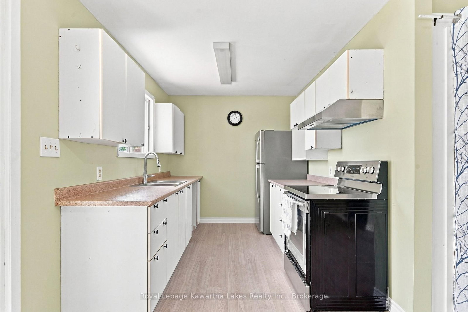 9 Richmond Street W • Kawartha Lakes, ON photo 9