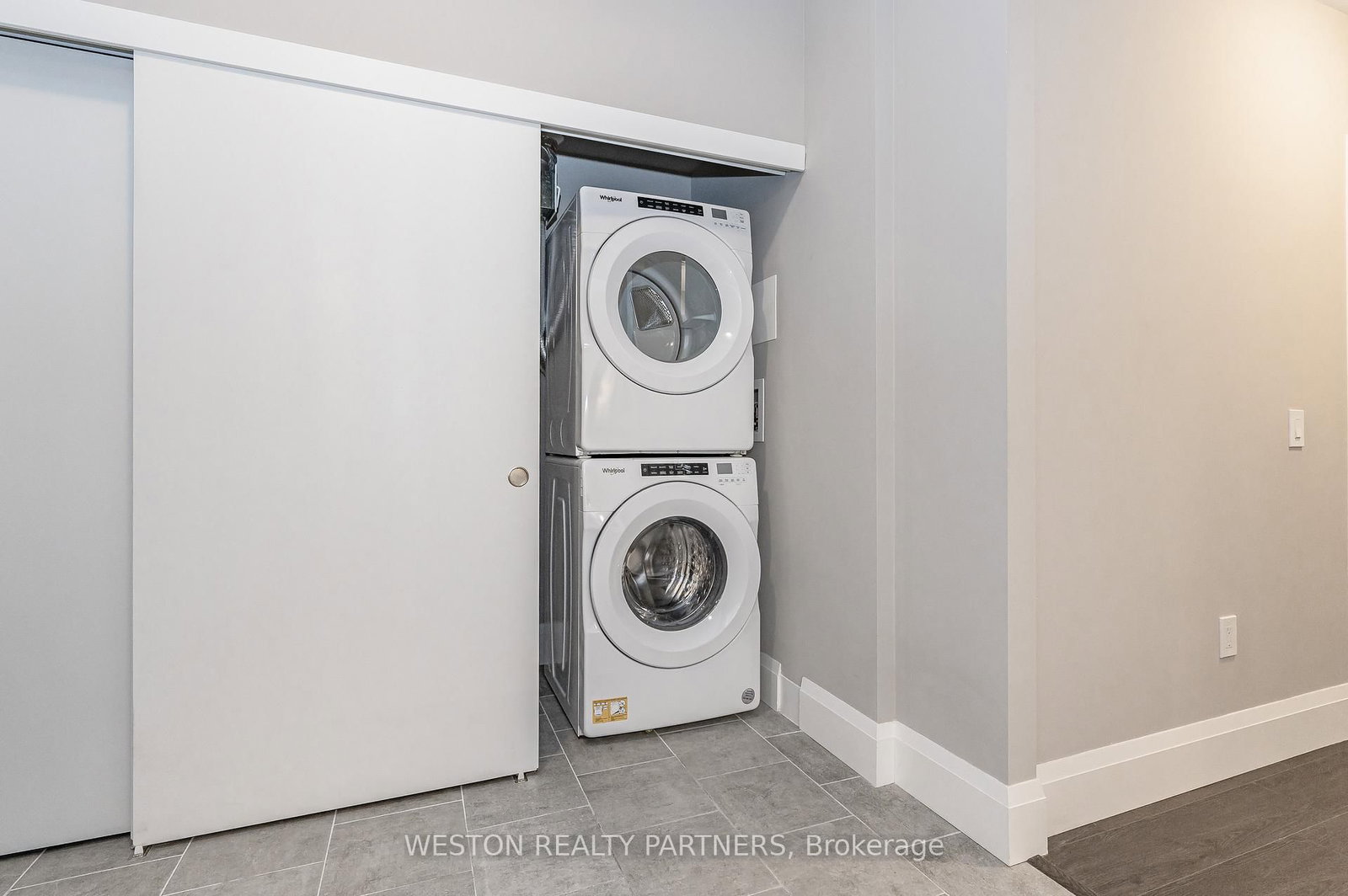 73 Arthur Street S • #711 • Guelph, ON photo 15
