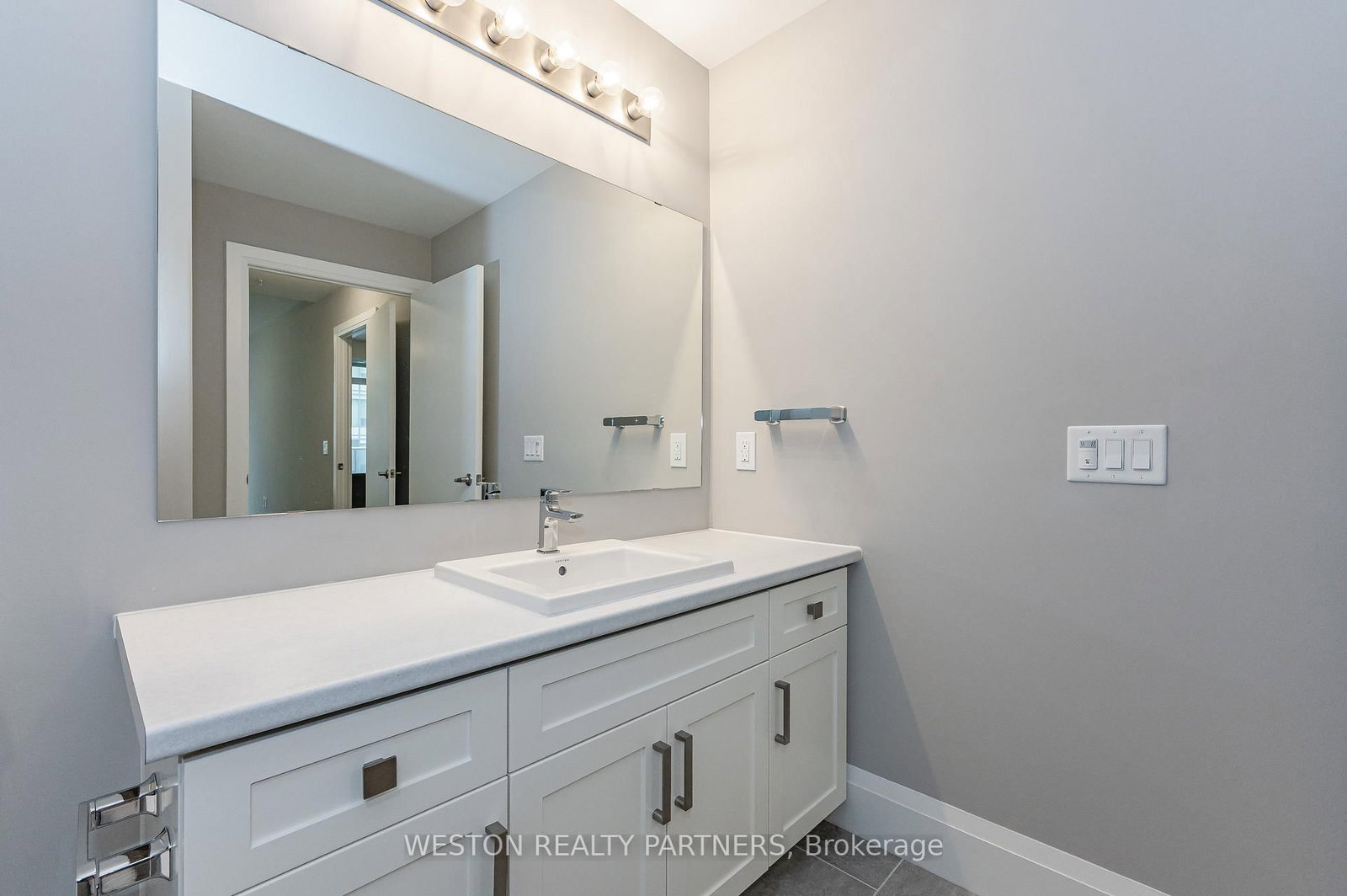 73 Arthur Street S • #711 • Guelph, ON photo 17