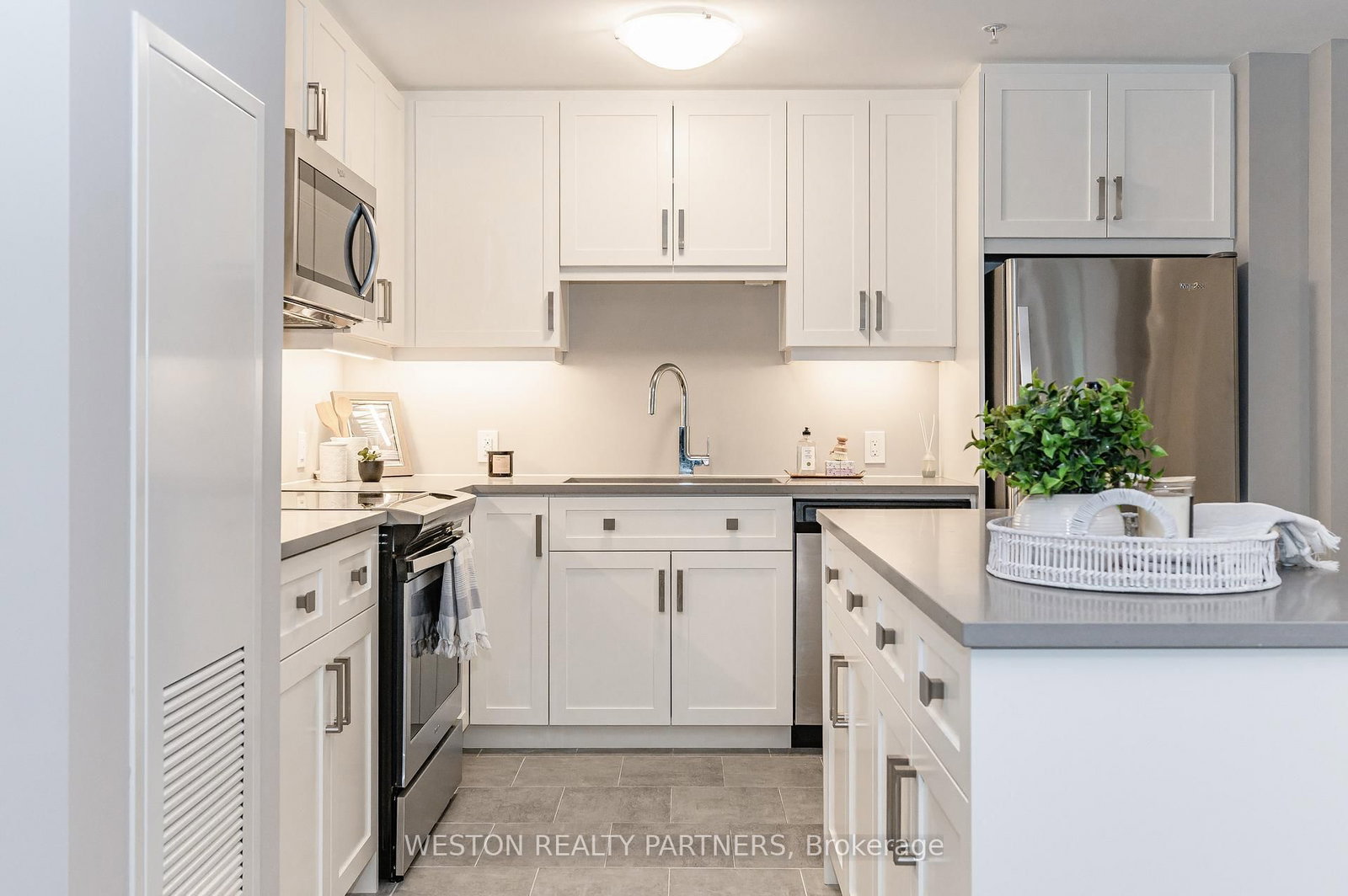 73 Arthur Street S • #711 • Guelph, ON photo 9