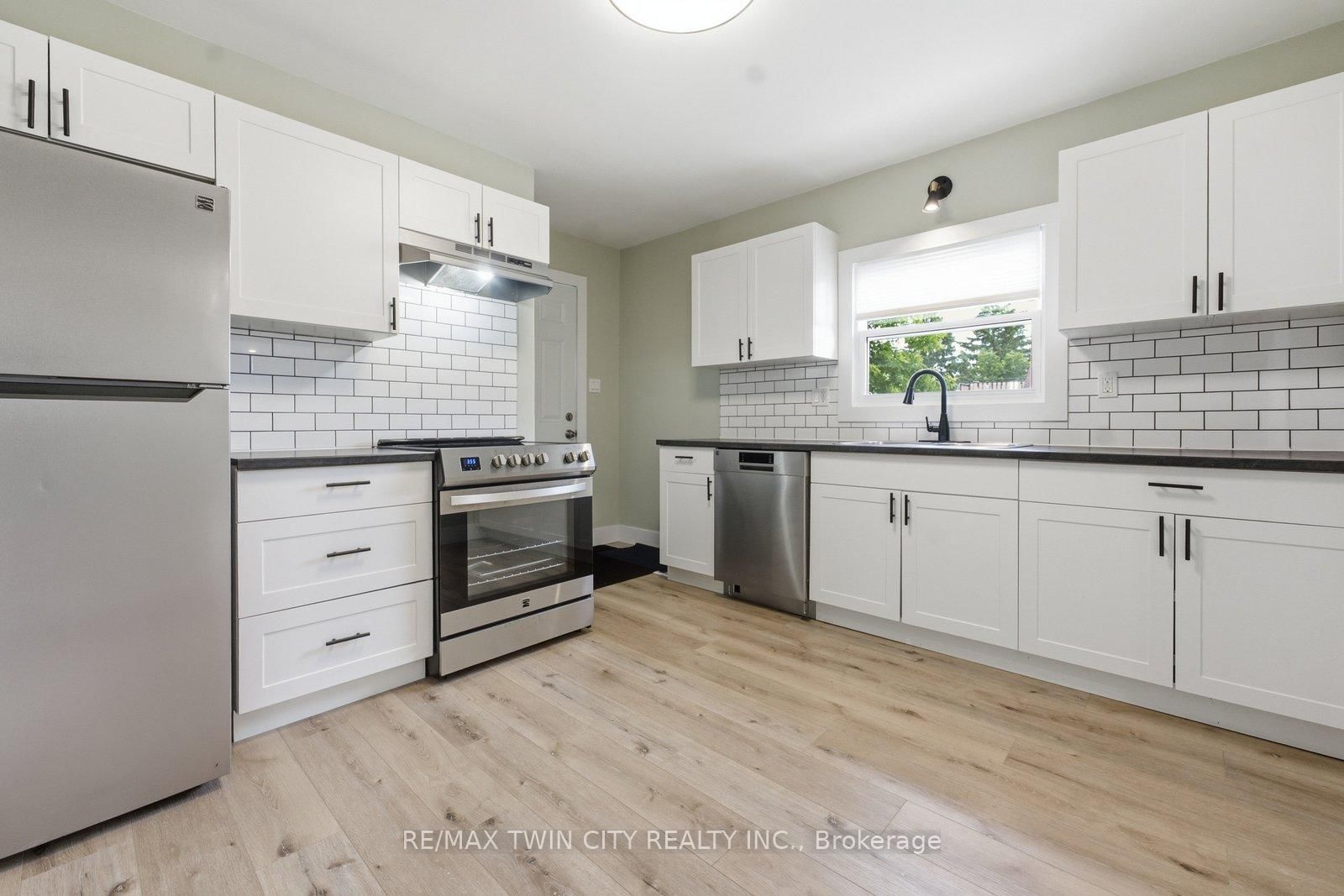 249 Clarence Street • Brantford, ON photo 11