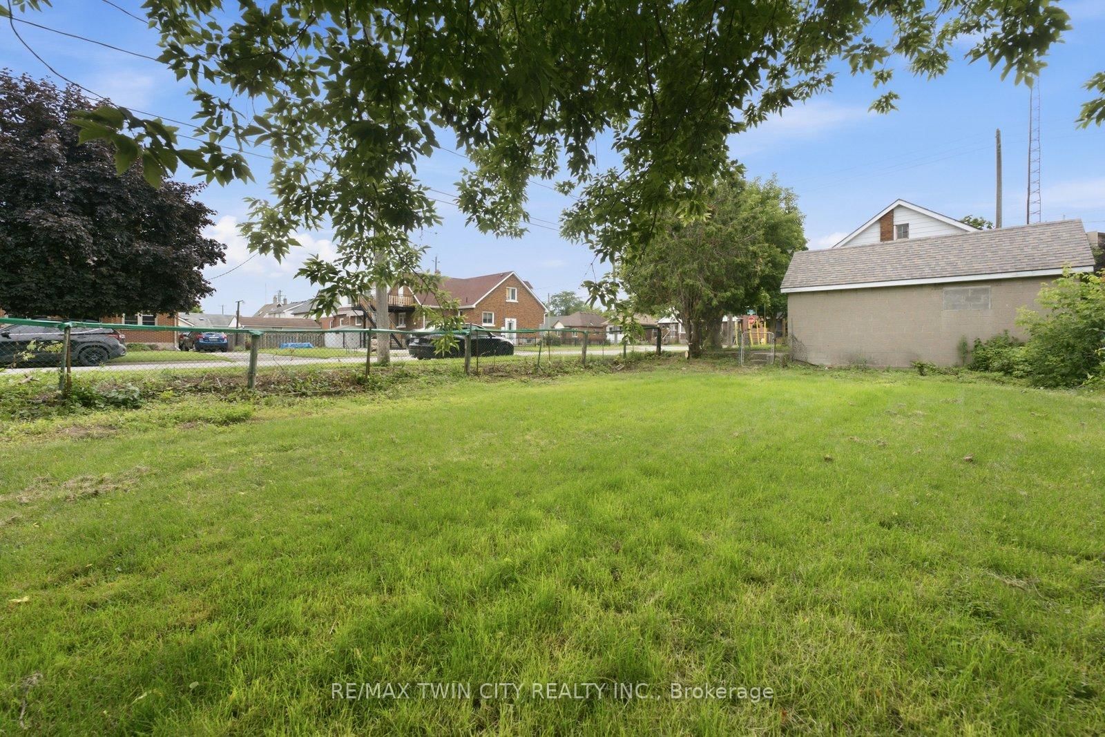 249 Clarence Street • Brantford, ON photo 29