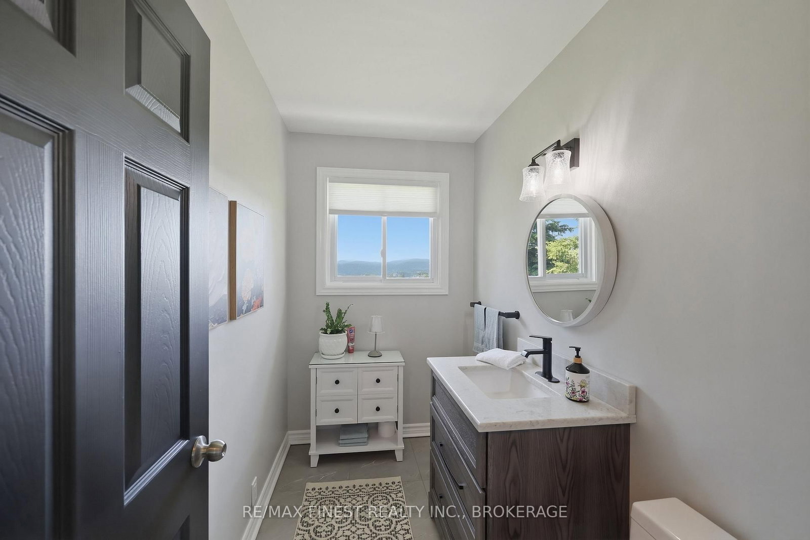 598 Petworth Road • Yarker, ON photo 12
