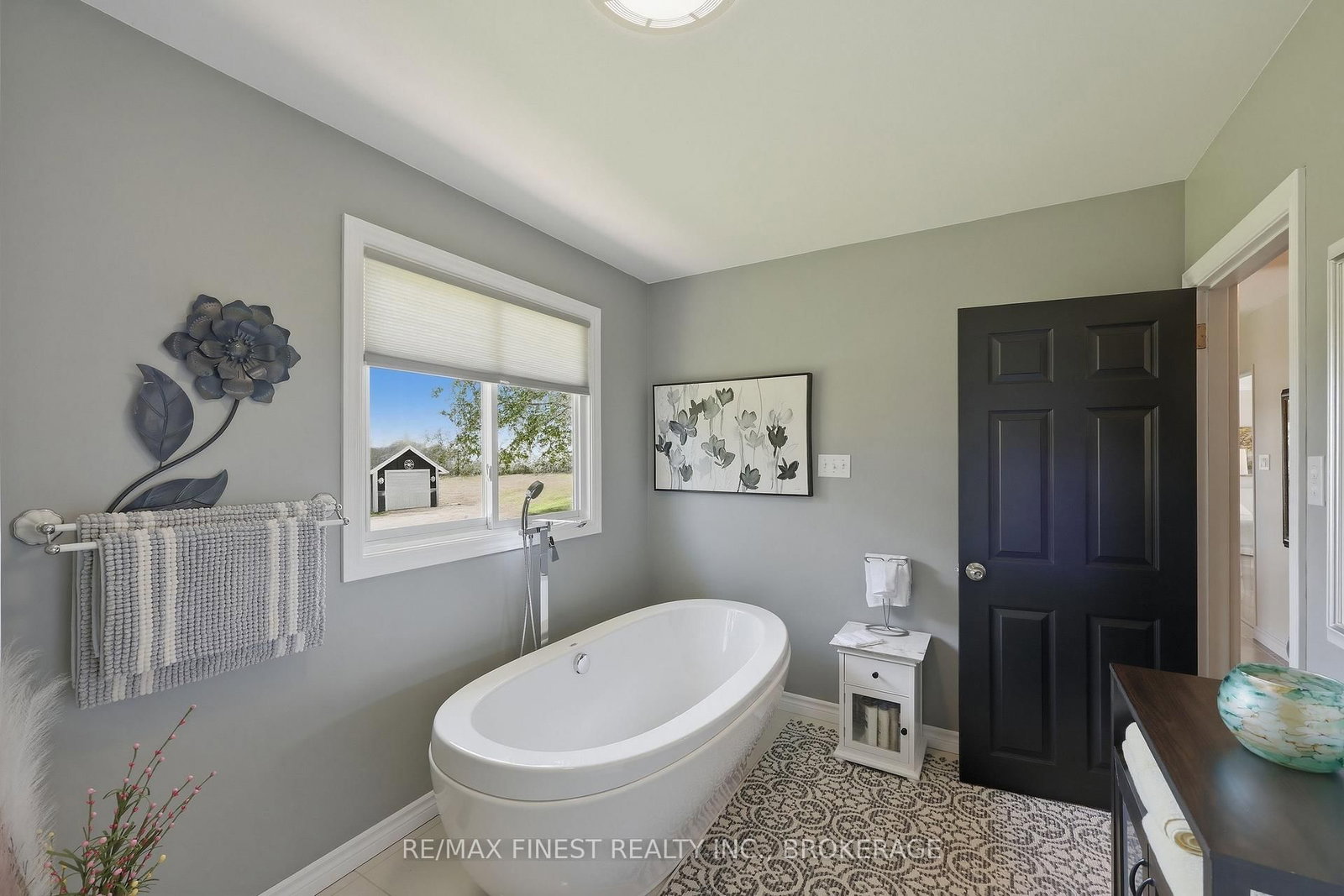 598 Petworth Road • Yarker, ON photo 16