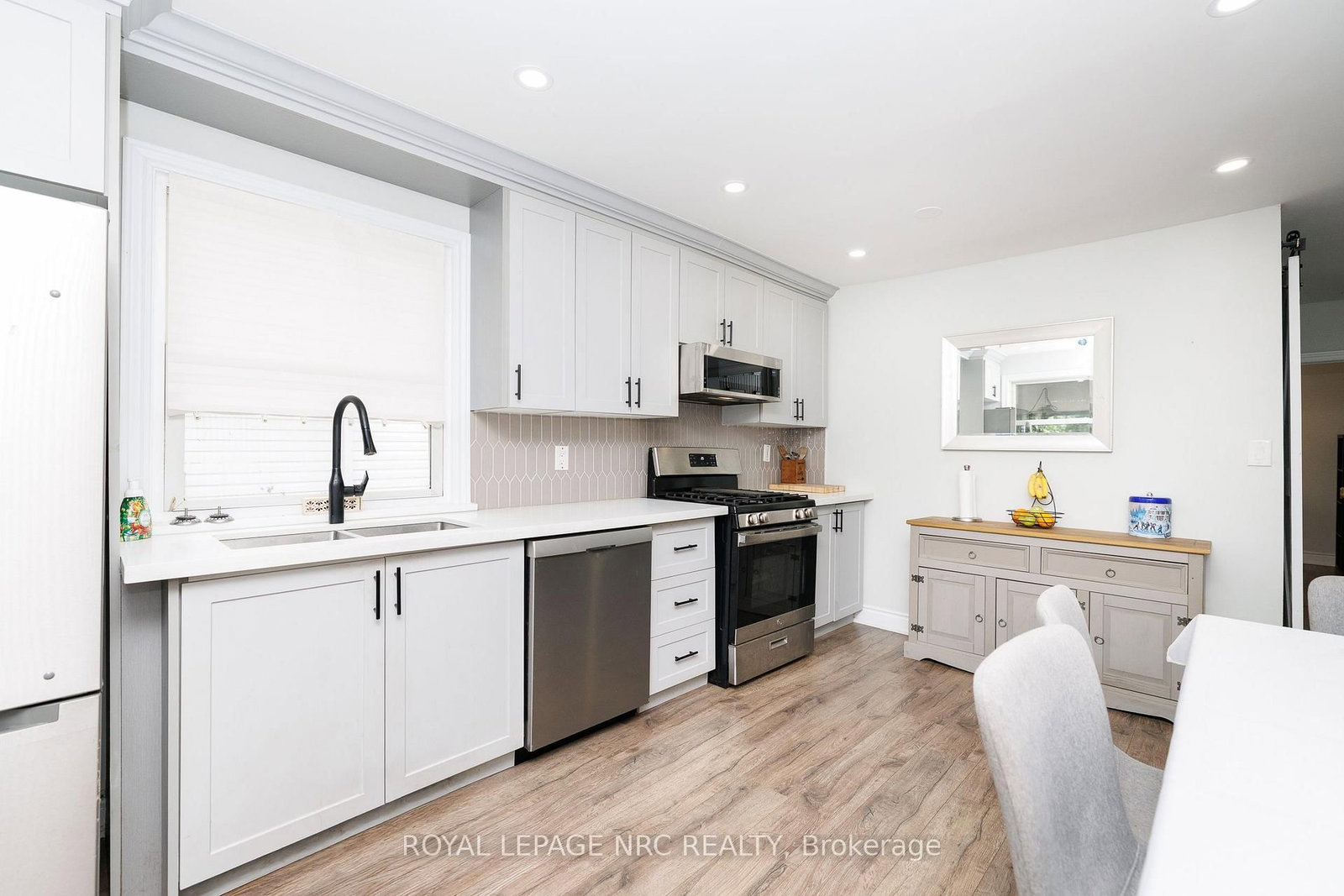 68 Carlton Street • St. Catharines, ON photo 16