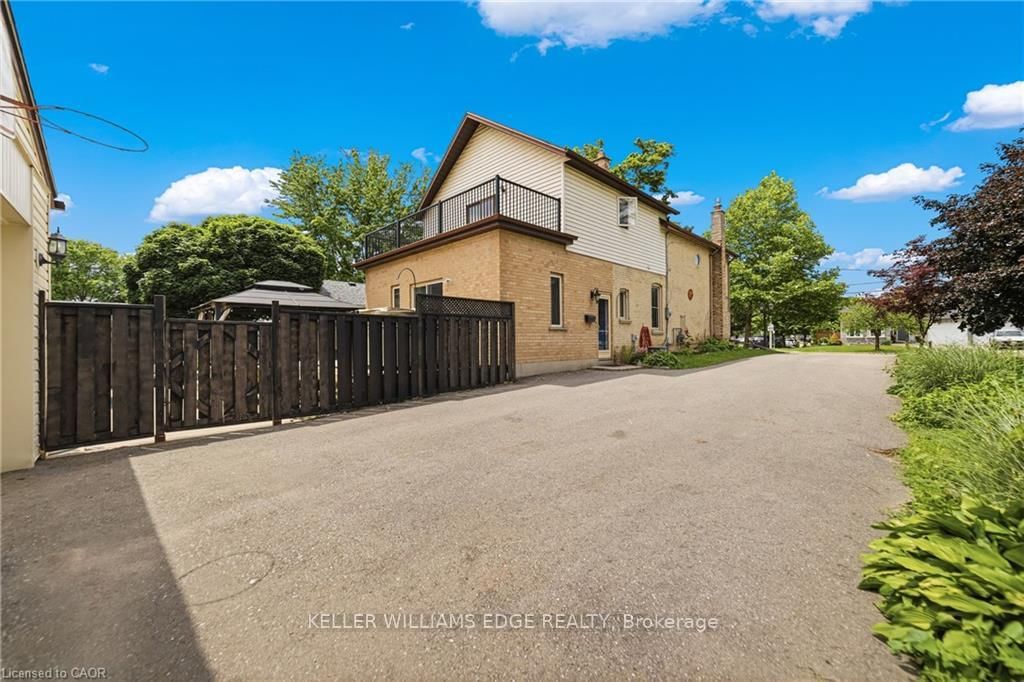 32 Clench Avenue • Brantford, ON photo 31