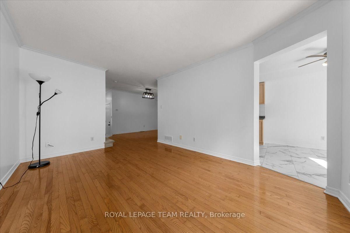 219 Tattersall Way • Ottawa, ON photo 11