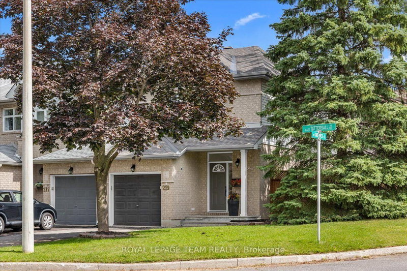 219 Tattersall Way