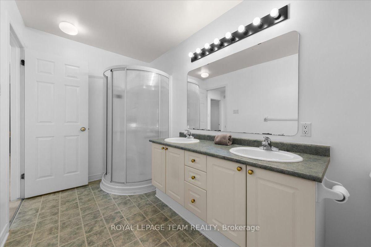 219 Tattersall Way • Ottawa, ON photo 25