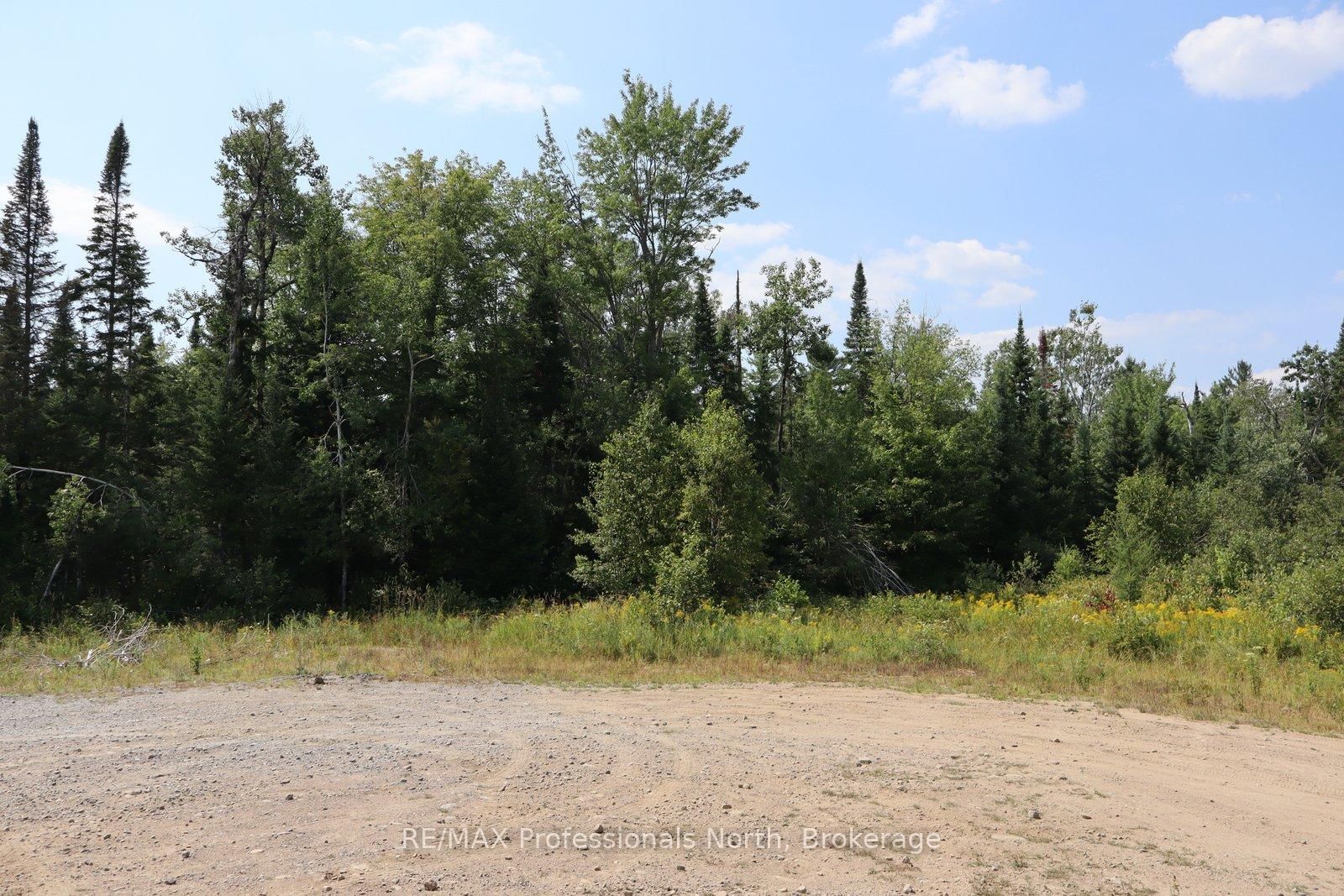 1070 Piper Glen Road • Minden Hills, ON photo 1