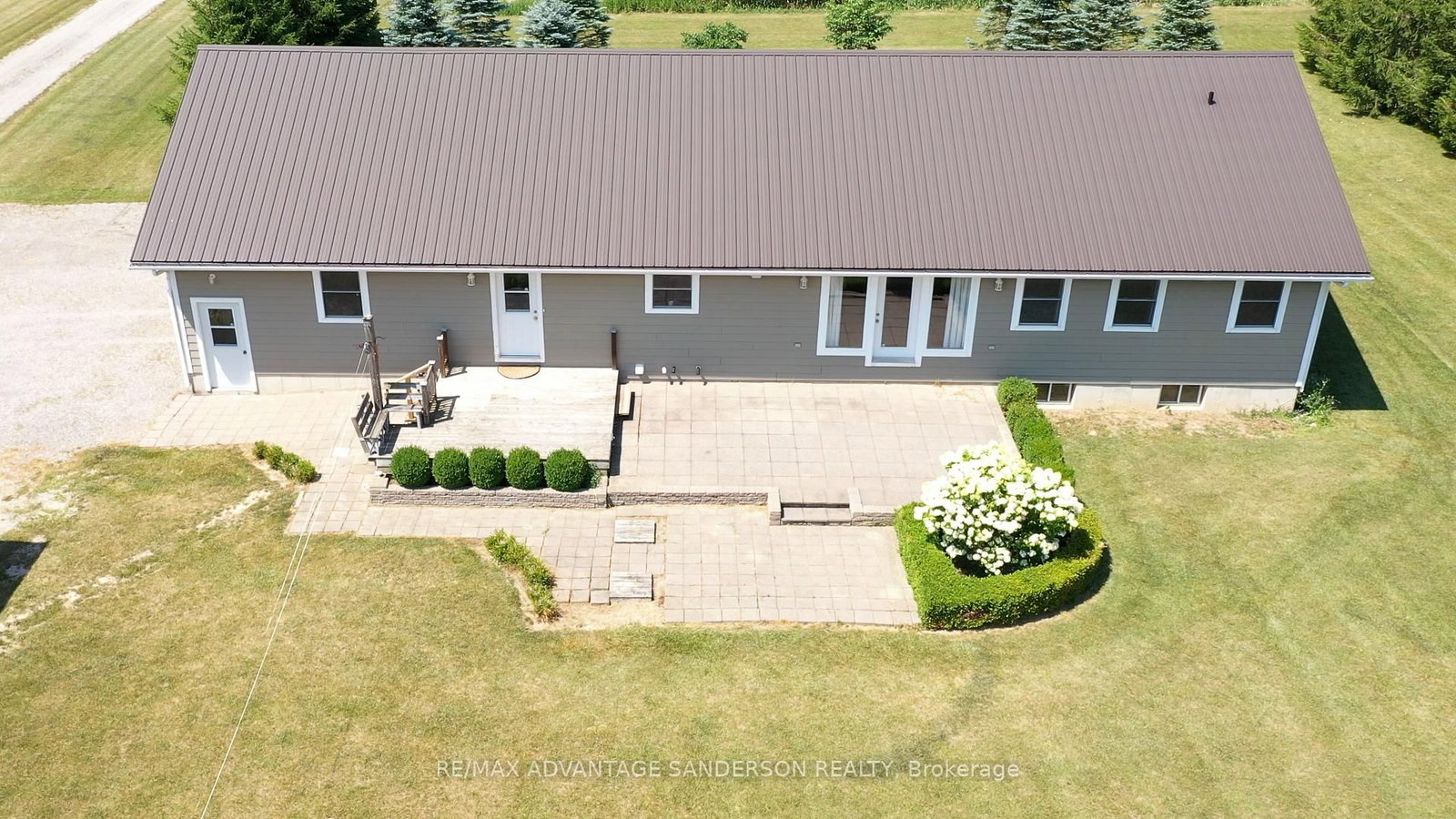 14677 Ten Mile Road • Middlesex Centre, ON photo 12