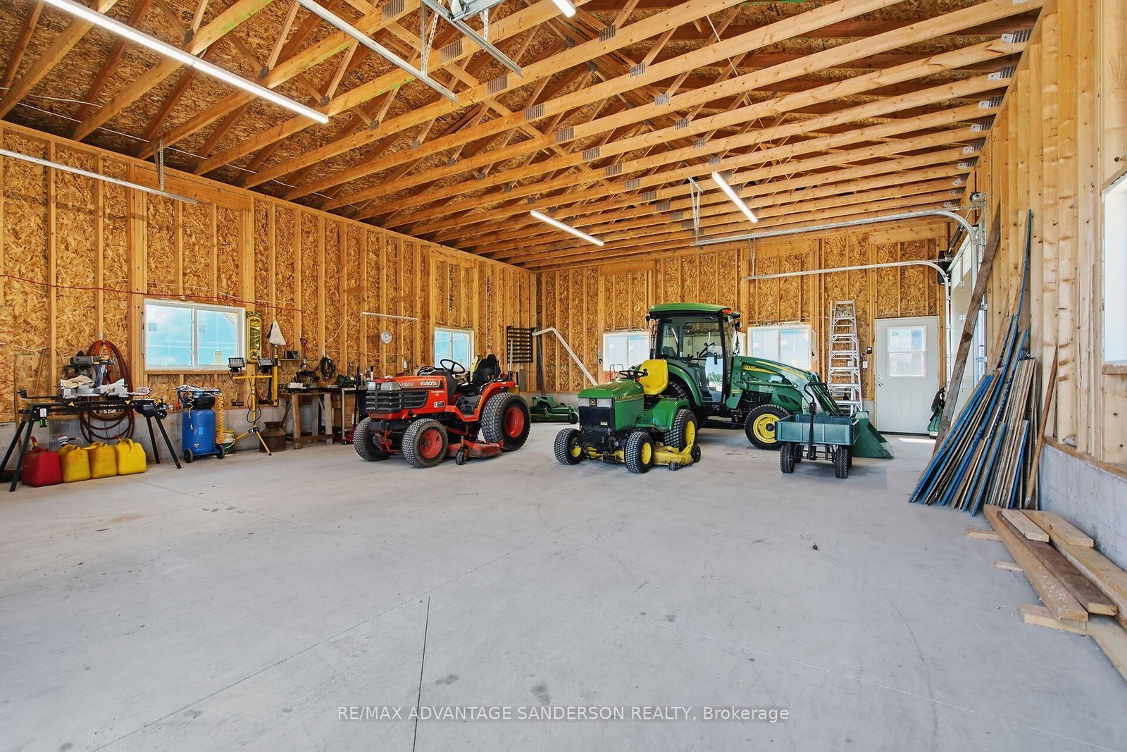 14677 Ten Mile Road • Middlesex Centre, ON photo 24