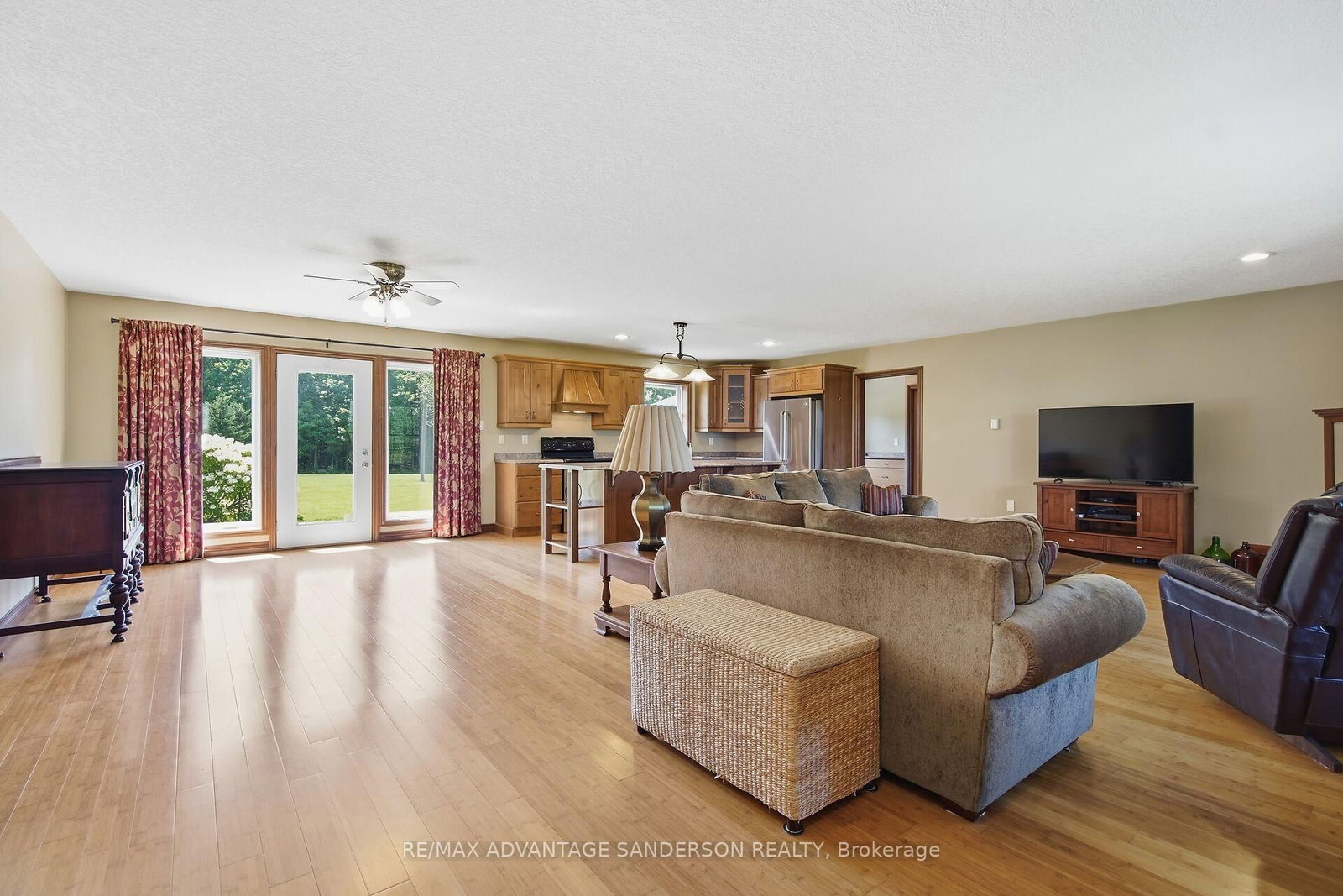 14677 Ten Mile Road • Middlesex Centre, ON photo 25