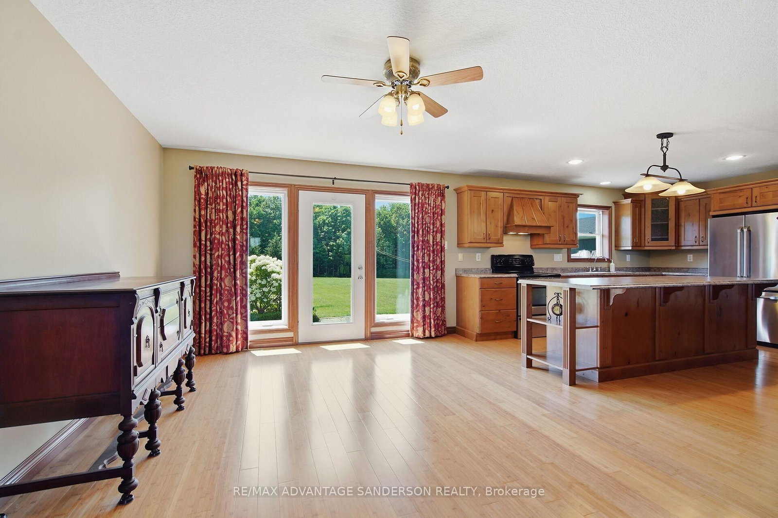 14677 Ten Mile Road • Middlesex Centre, ON photo 36