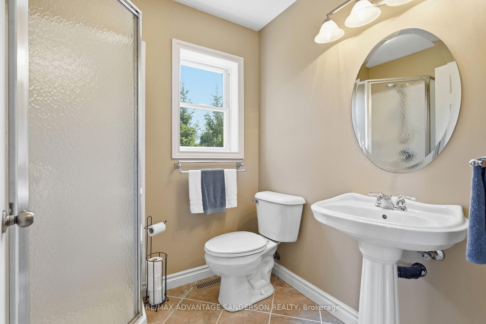 14677 Ten Mile Road • Middlesex Centre, ON photo 43