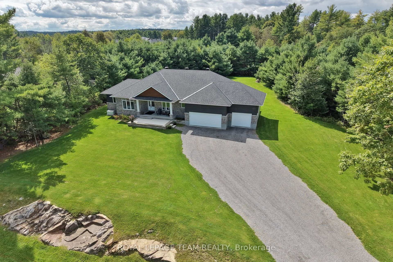 143 Raymond Luhta Crescent • Arnprior, ON photo 6