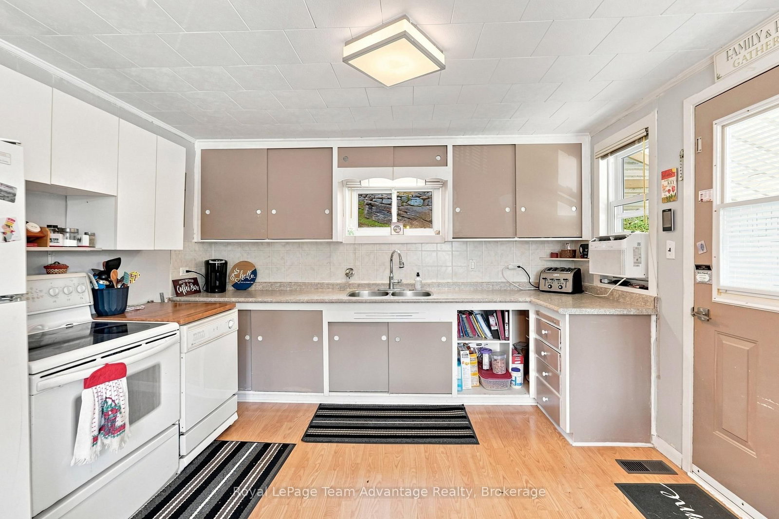 65 Isabella Street • Parry Sound, ON photo 5