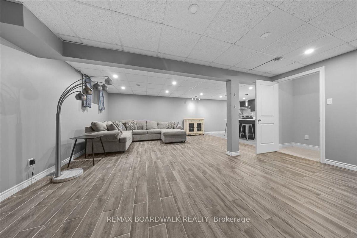 279 Sceptre Way, Ottawa, view 32