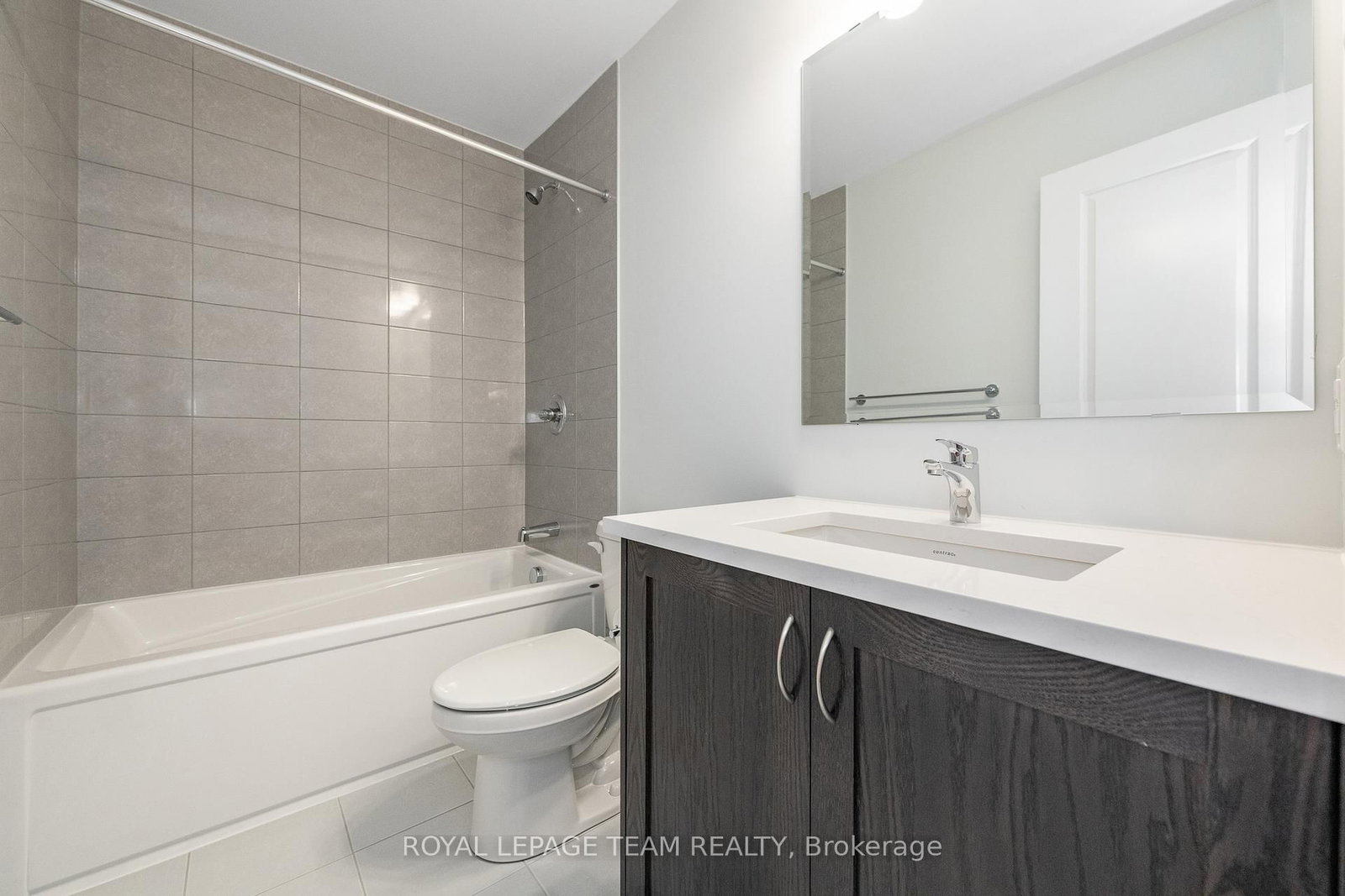 719 DONERAILE Walk, Ottawa, view 14
