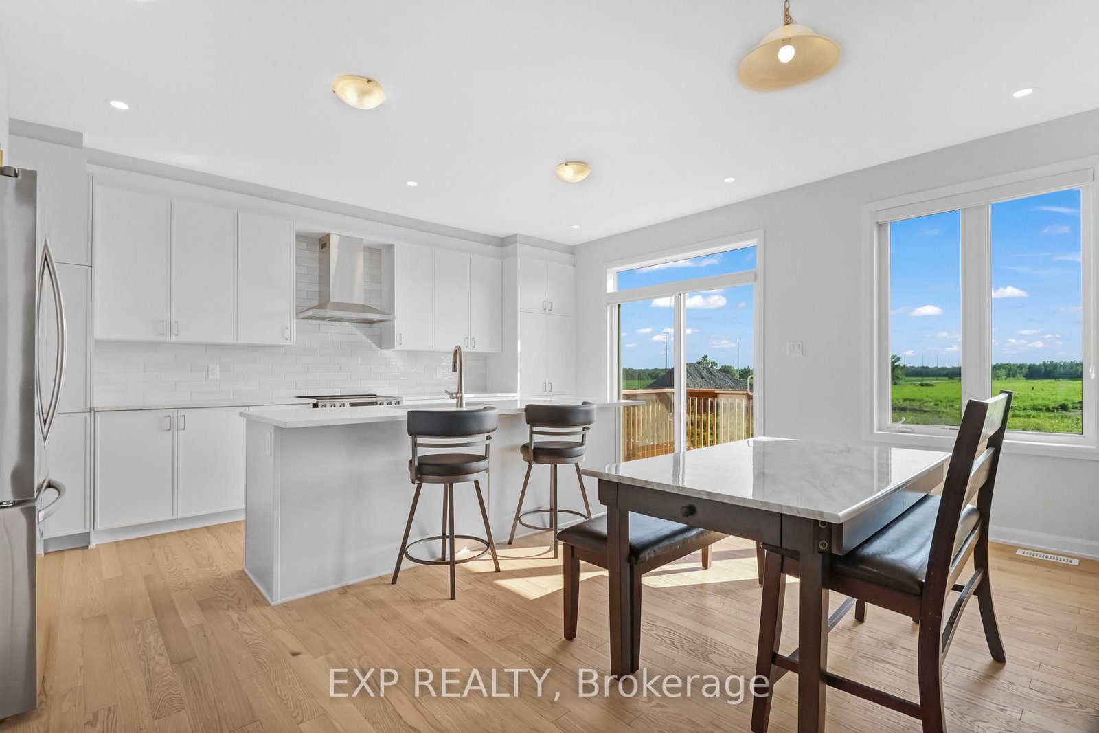 626 Inver Lane • Ottawa, ON photo 8