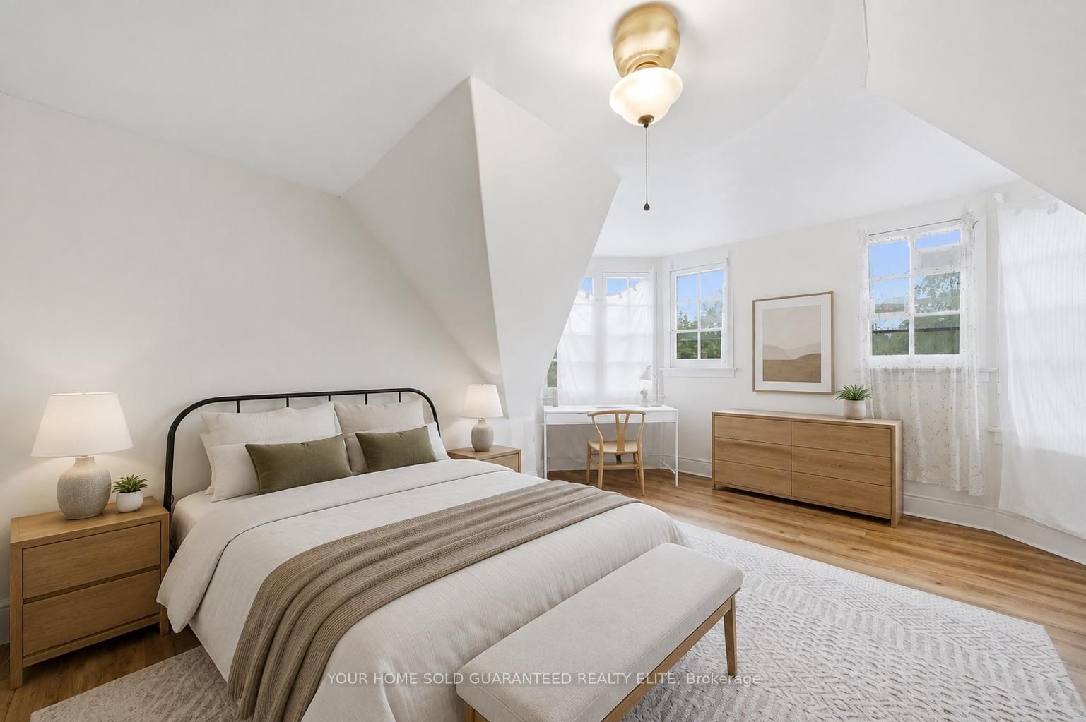 347 Queen Street S • Hamilton, ON photo 30
