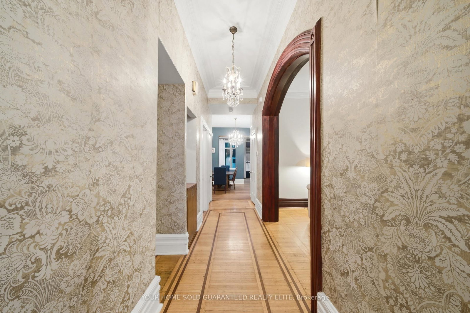 347 Queen Street S • Hamilton, ON photo 9
