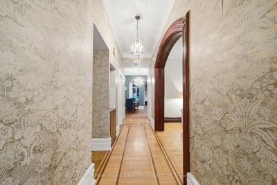 347 Queen Street S • Hamilton, ON photo 9