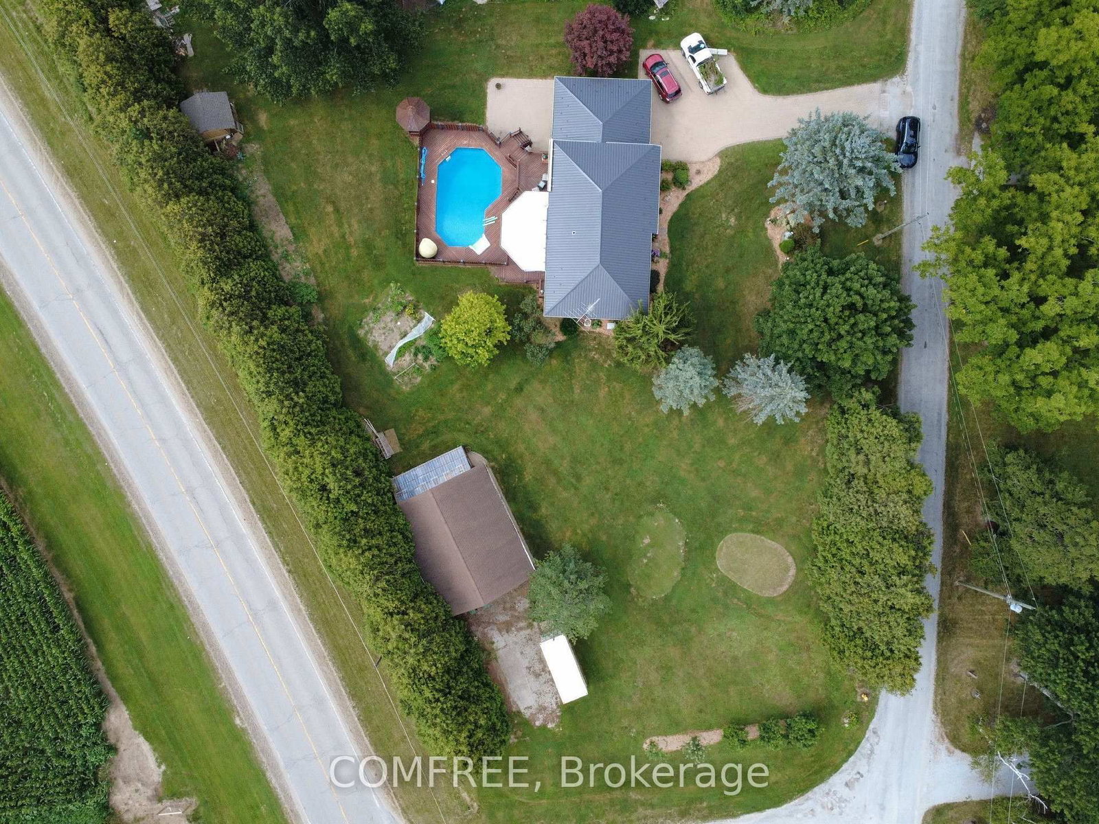 9104 Mc Dowell Line • Chatham-Kent, ON photo 30