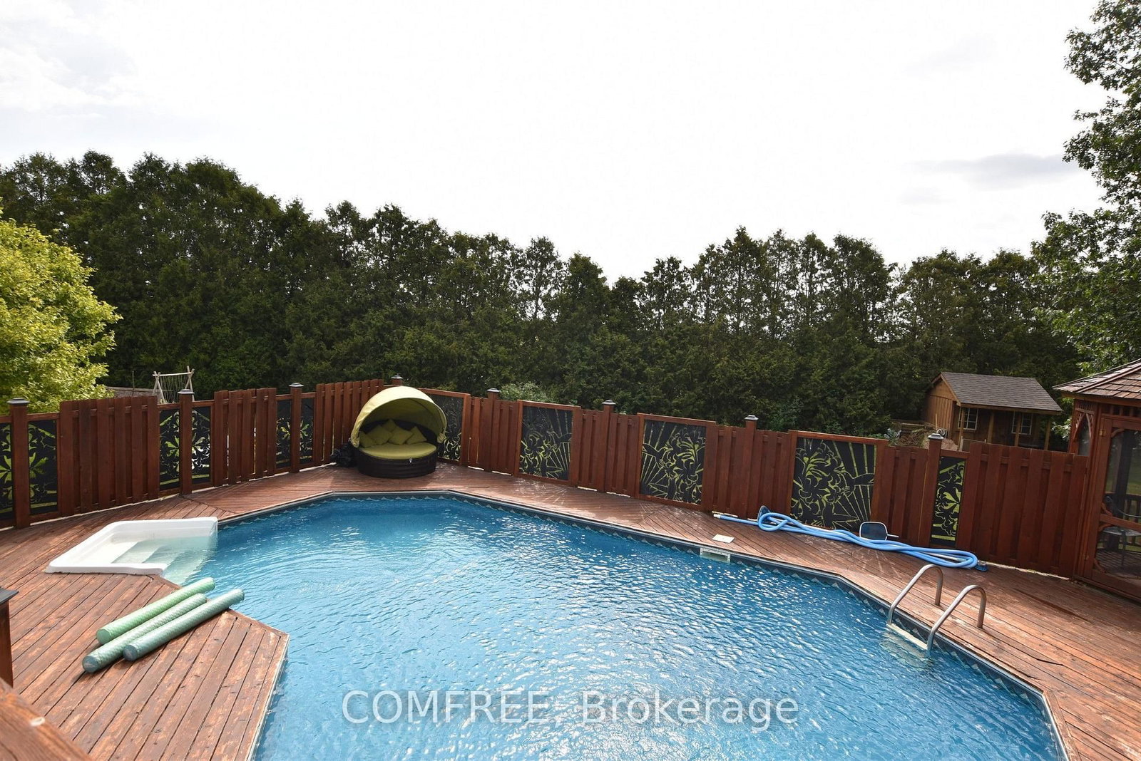 9104 Mc Dowell Line • Chatham-Kent, ON photo 38