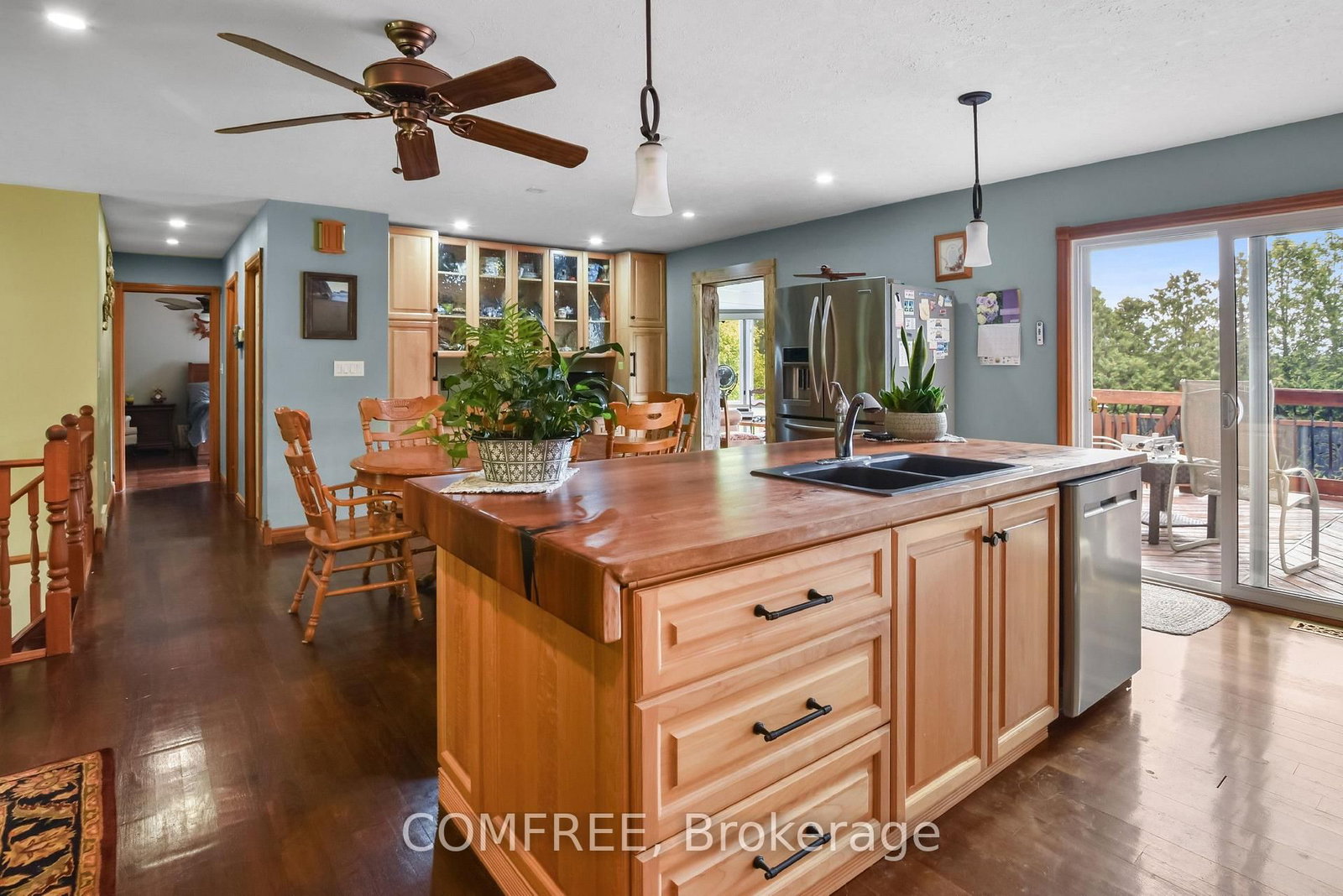 9104 Mc Dowell Line • Chatham-Kent, ON photo 8