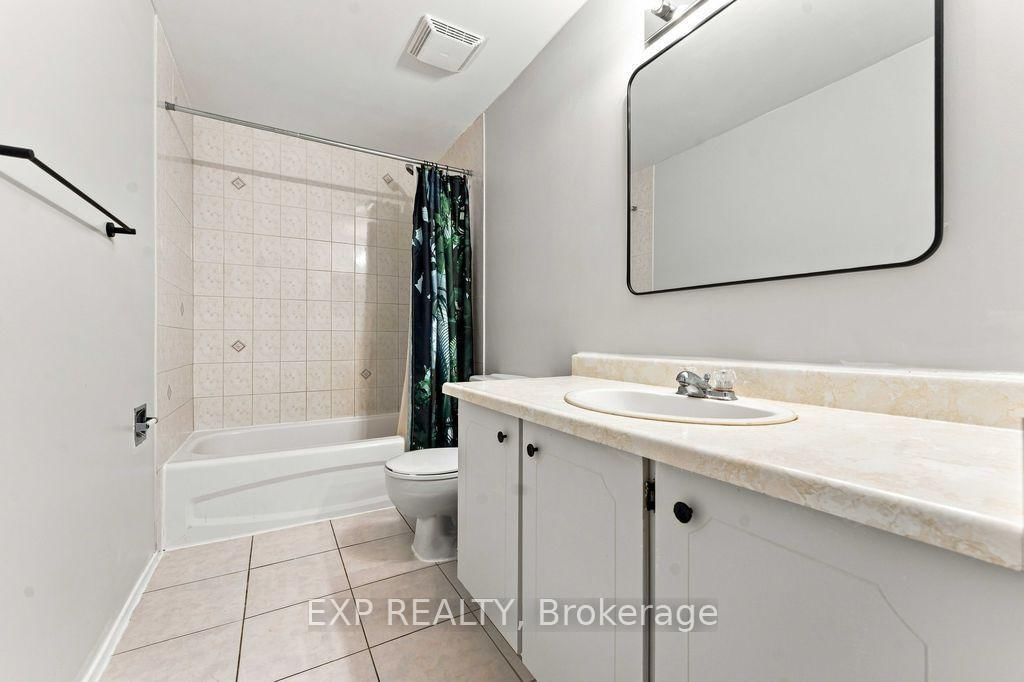 30A WOODVALE Green • #30A • Ottawa, ON photo 19