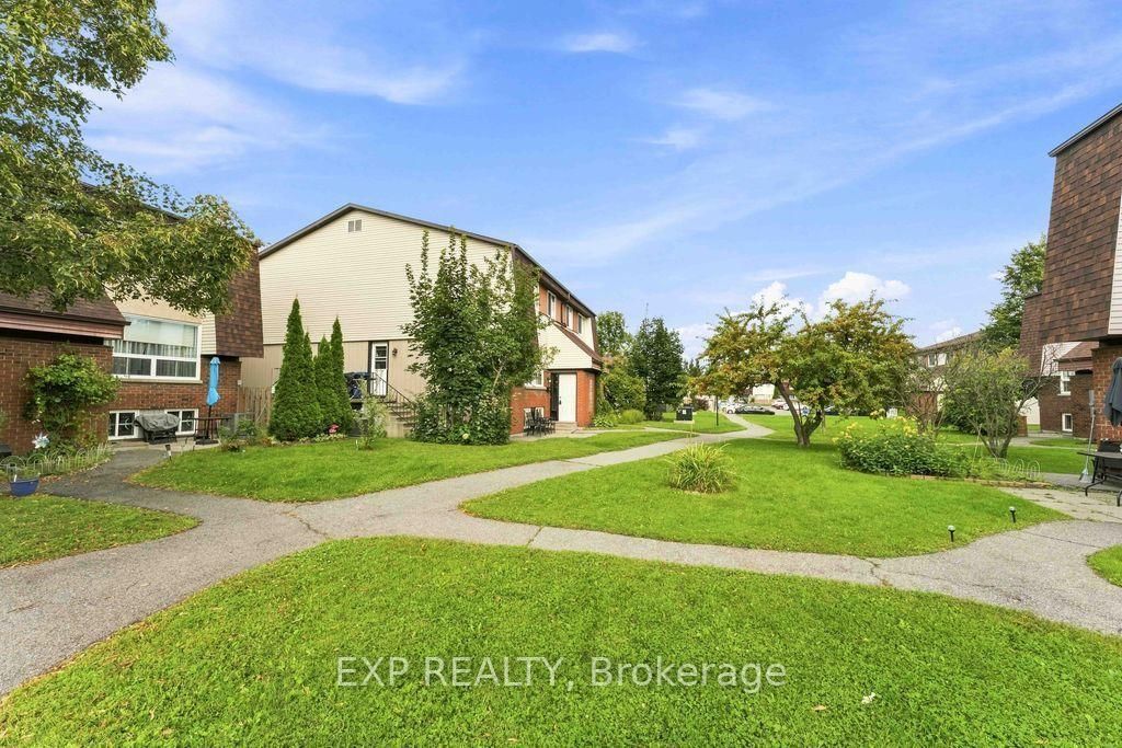 30A WOODVALE Green • #30A • Ottawa, ON photo 31