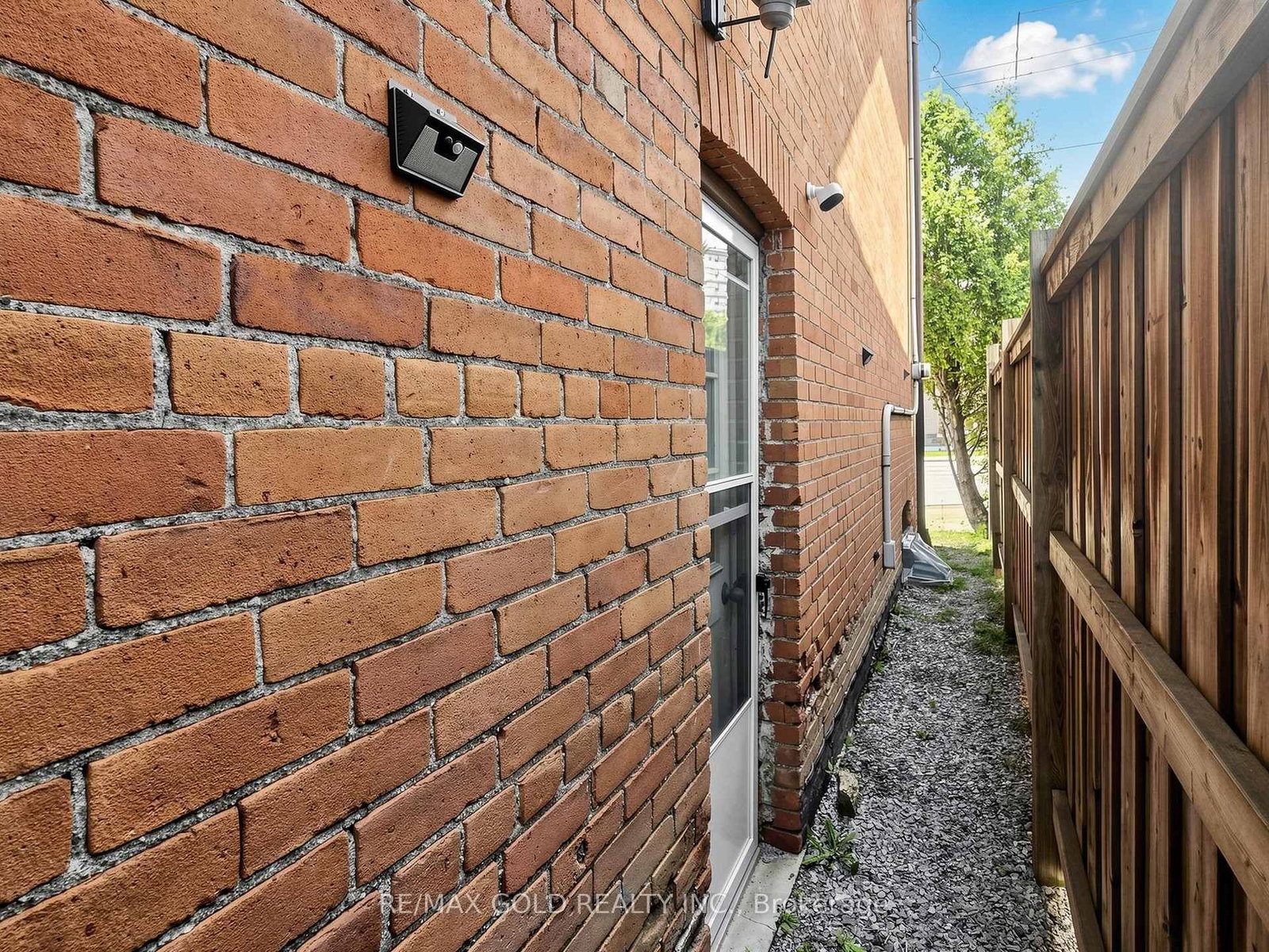 746 King Street W • Hamilton, ON photo 46