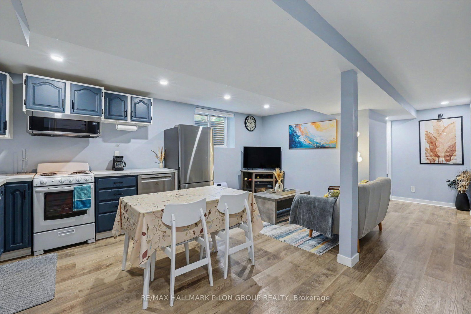 1689 Champneuf Drive • Ottawa, ON photo 25